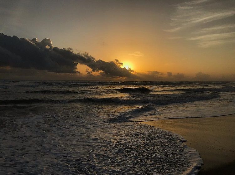 kalutara beach in sri lanka in the evening