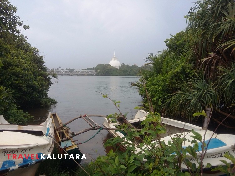 The View of Kalu river and Kalutara Chaitya from the beach
