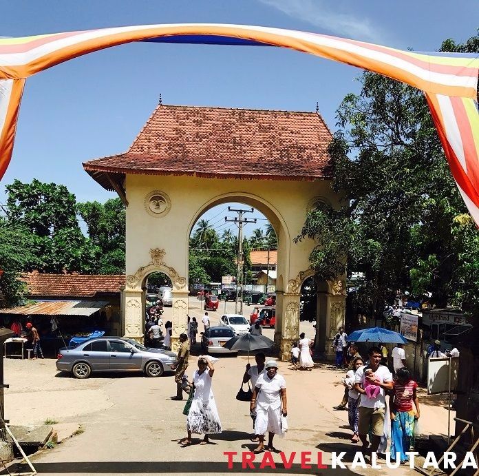 Entrance to kande viharaya temple aluthgama sri lanka