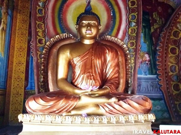 Samadhi Buddha statue inside the shrine room