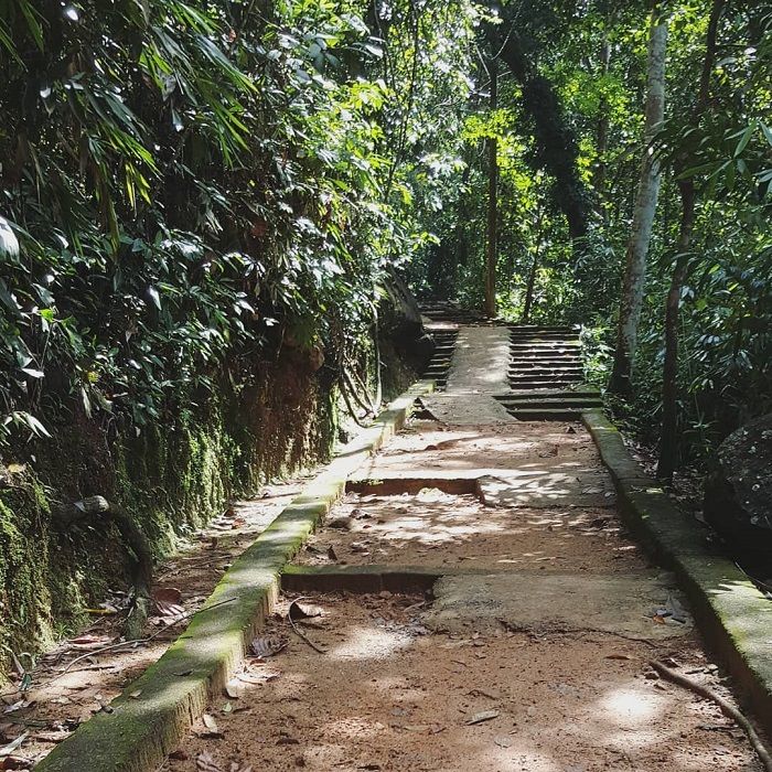 madakada monastery kalutara sri lanka