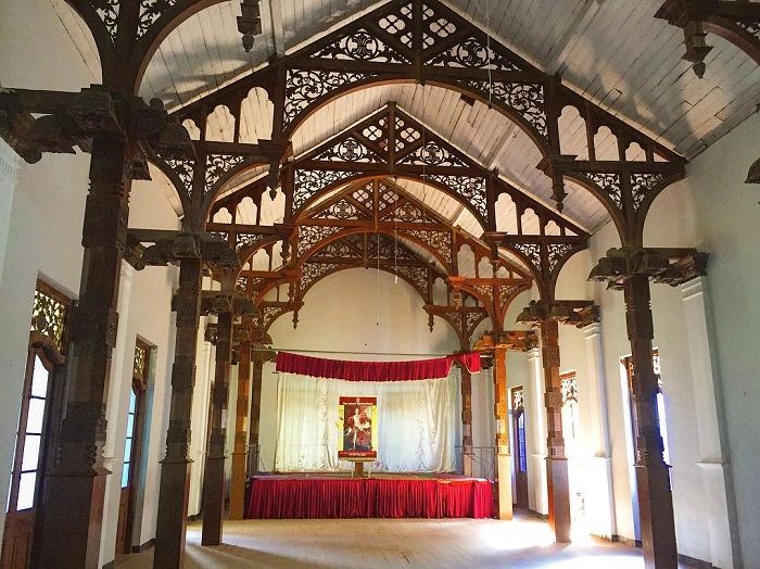the banquet hall of richmond castle